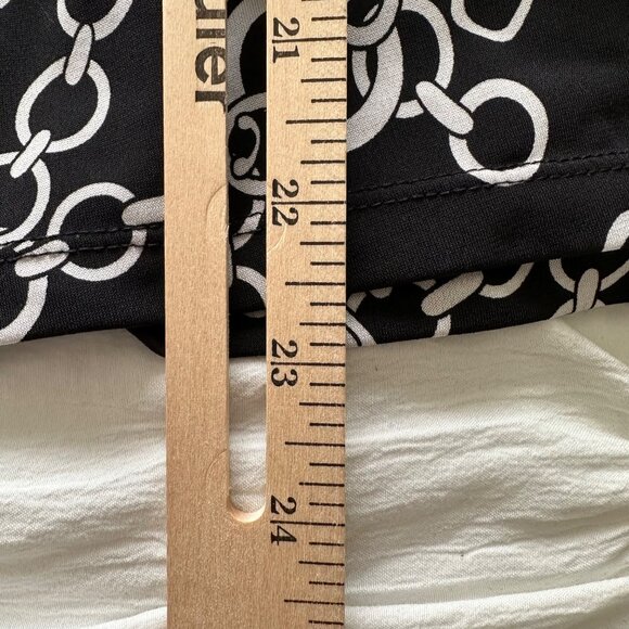 Nine West Womens XL Black Tank Top W/ White Chain Print Preppy Academia Office - Picture 7 of 7